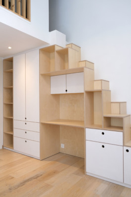 Grume_lycée_escalier_bibliothèque_1_©copyright